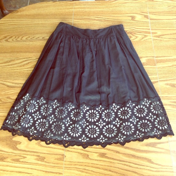 Michael Kors Skirt sz 6 lace bottom
