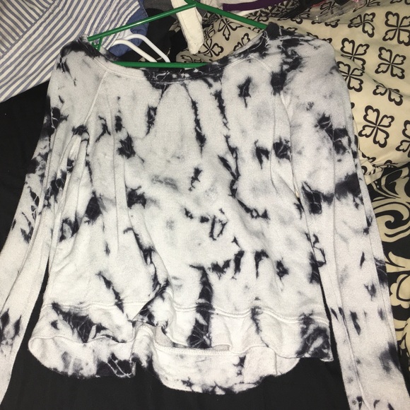 Long sleeve wet seal