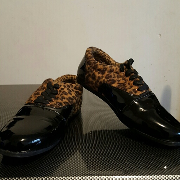 Shoes - Picture 3 of 3