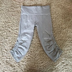 Gray cropped Lululemon pants