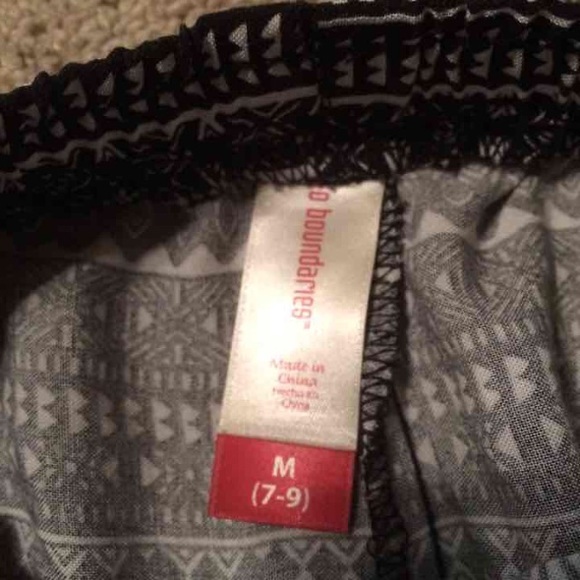 Tribal Pattered Short - Picture 2 of 3