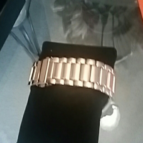 Lady's watch - Picture 3 of 4