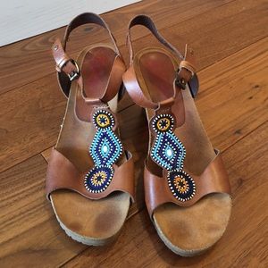 Pikolinos beaded wedge sandal size 8