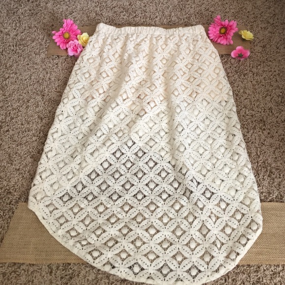 High Low Skirt with Shorts Underneath - Picture 4 of 4