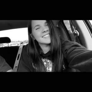 Meet your Posher, Rachel