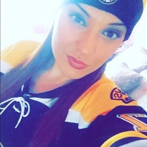 Meet your Posher, Laura