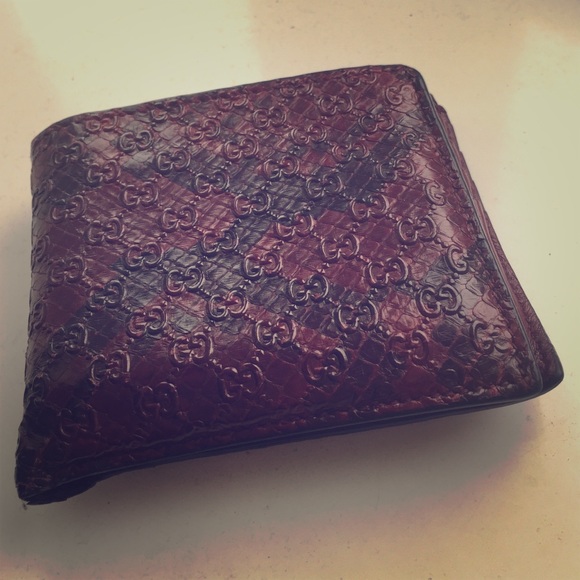 purple gucci wallet