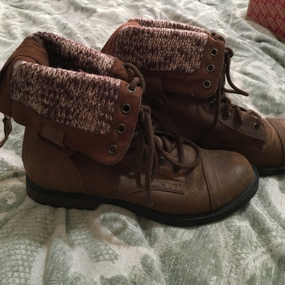 Cute brown boots