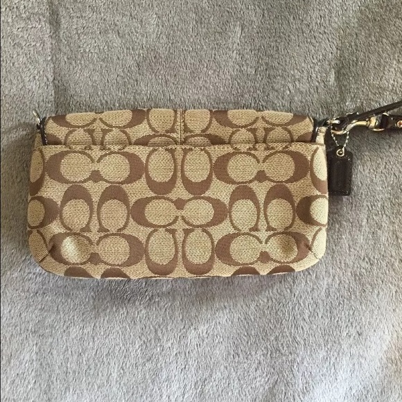 Authentic Coach Wristlet - Picture 2 of 4