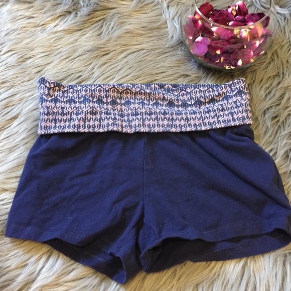 Xhilaration shorts