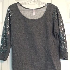 Gray sweater with sequin sleeves
