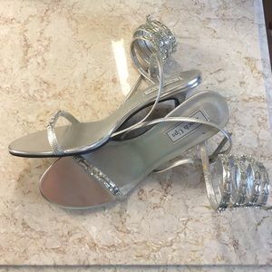 Price Reduced!!! Silver Prom shoes