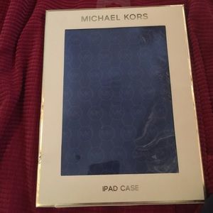 Final SALE!!!🔥🔥 Mk iPad case NWT