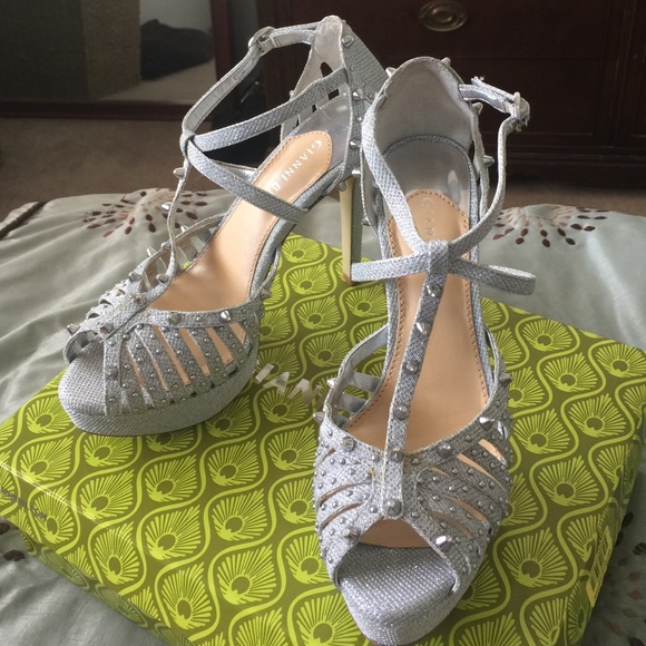 Gianni Bini silver strappy tall heels