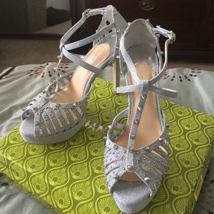 Gianni Bini silver strappy tall heels