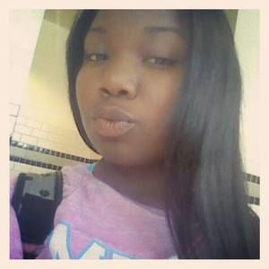 Meet your Posher, Nicolle