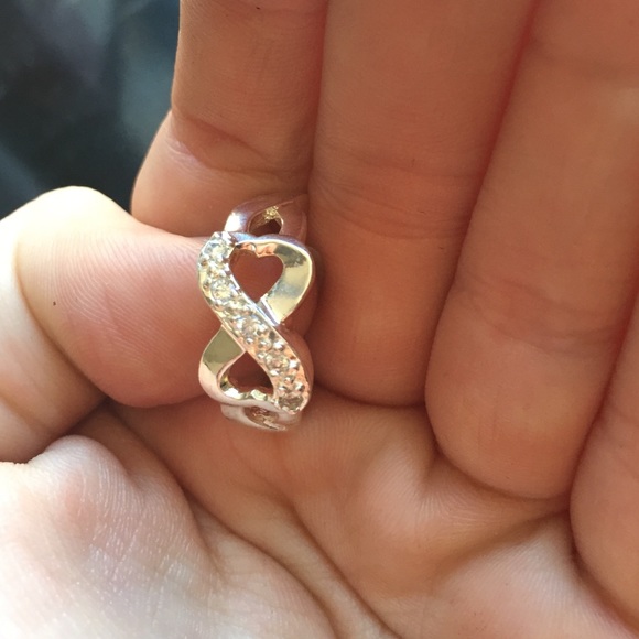 Infinity sign ring - Picture 4 of 4