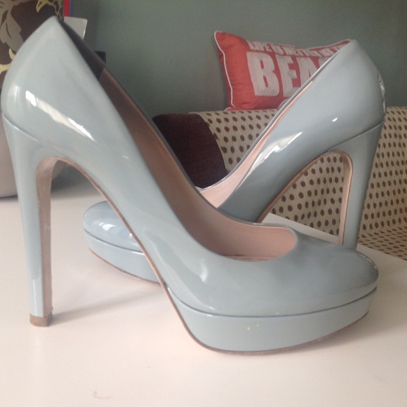 Patent leather platform pumps๐ - Picture 2 of 5