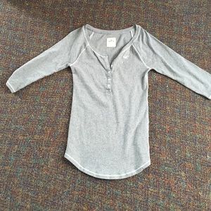 Hollister 3/4 Sleeve Shirt
