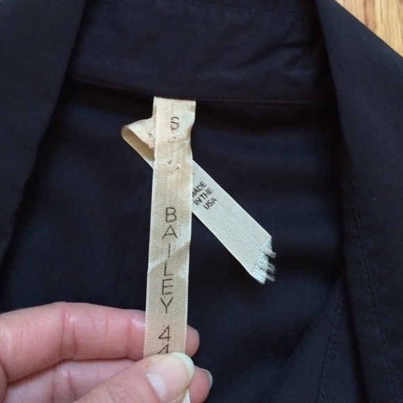 Bailey 44 Navy Blouse - Picture 3 of 6