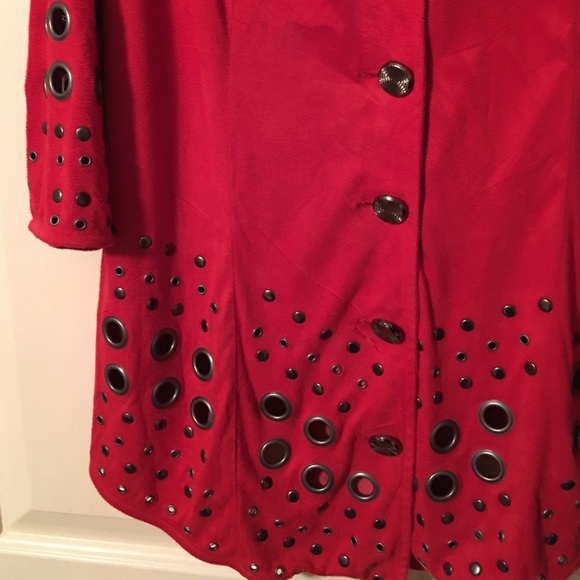 News Swade Red button down jacket - Picture 4 of 4