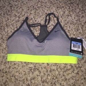 Nike pro Indy sports bra NWT