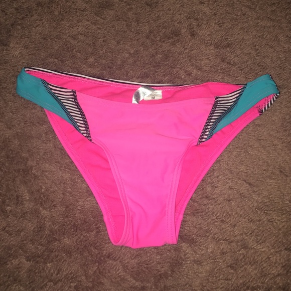 Bikini bottoms