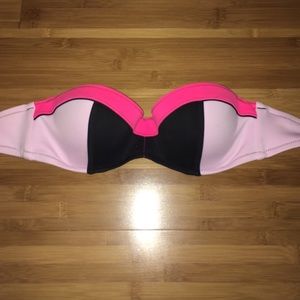 32D Victoria's Secret swim top