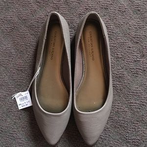 New with tags gray flats