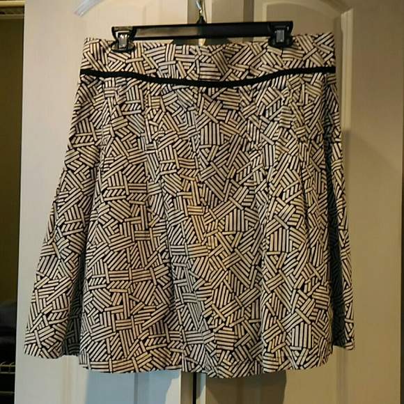 Loft navy skirt