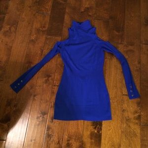 Cache Shoulder-Less Sweater