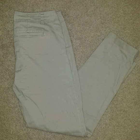 Jolt Cropped Twill Pant - Picture 3 of 6
