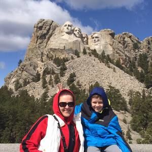 Meet your Posher, Amra