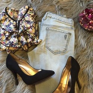 Jessica Simpson seer sucker skinny jeans