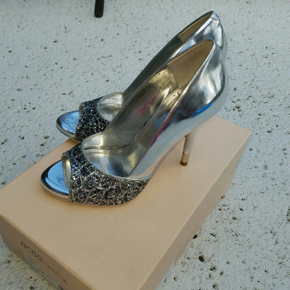 BCBG Silver Izzie Peep-toe pumps - Picture 3 of 3