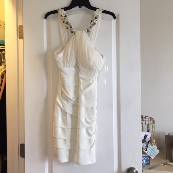 White body con dress