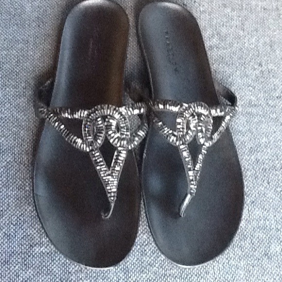 Pretty Kenneth Cole Sandals