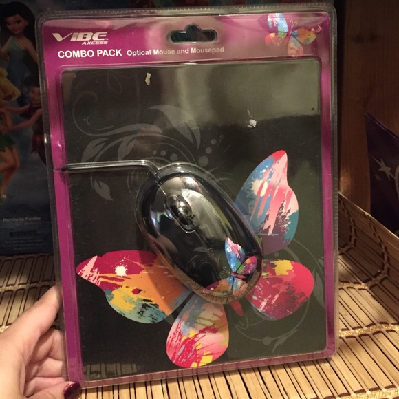 Vibe Excess Combo Pack Optical Mouse and Mousepad