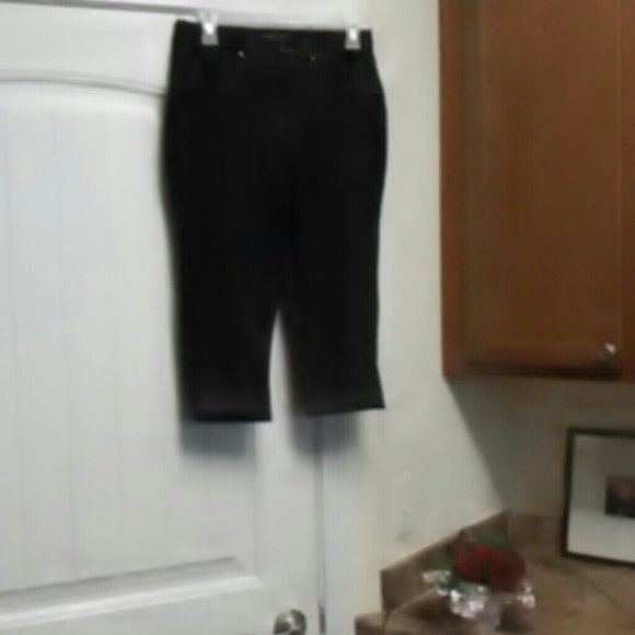 Knit rinse capri