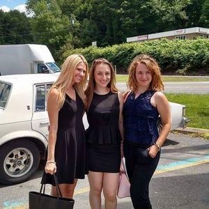 Meet your Posher, Debra