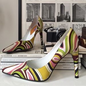 Stunning Emilio Pucci silk print 4-in pump