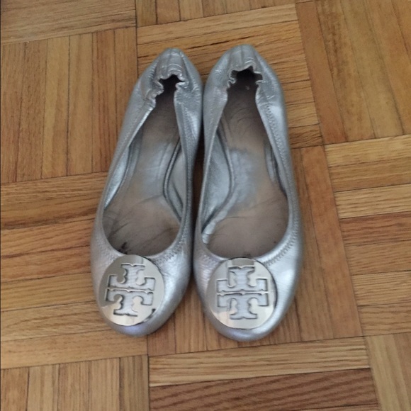 Silver size 5 Tory burch flats