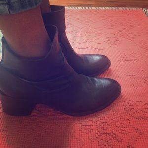 Ankle boots