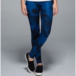 Lululemon Wunder Under Pant, size 6