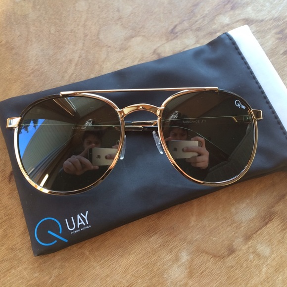 QUAY Aviators
