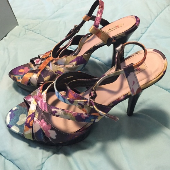 New obsenboye heels.