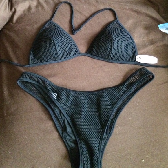 🚫sold on. ♏️Teeny black triangle bikini - Picture 4 of 4