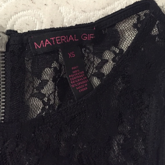 Dress - Picture 3 of 3