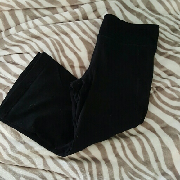 Women's Capri athletic pants