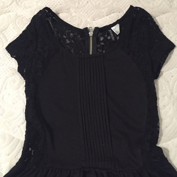 Dress - Picture 2 of 4